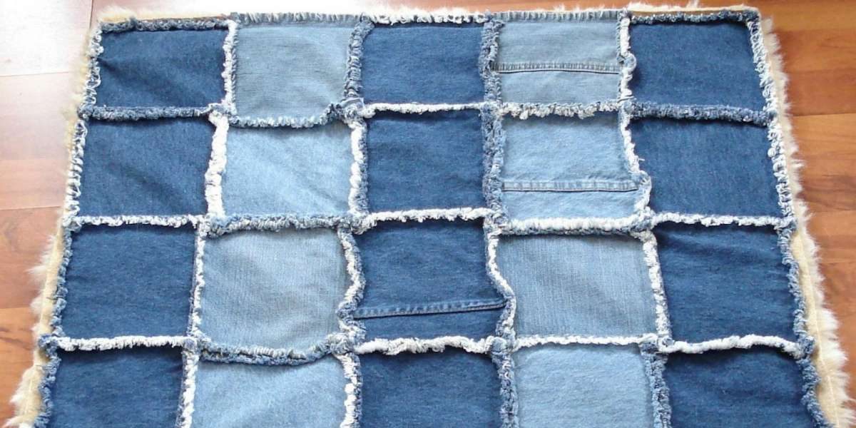 Come riciclare vecchi jeans per fare un tappeto