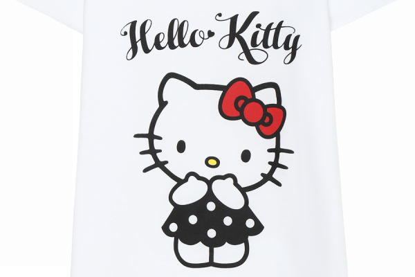 Collezione Hello Kitty Tezenis per festeggiare il genetliaco numero 45 che emozione